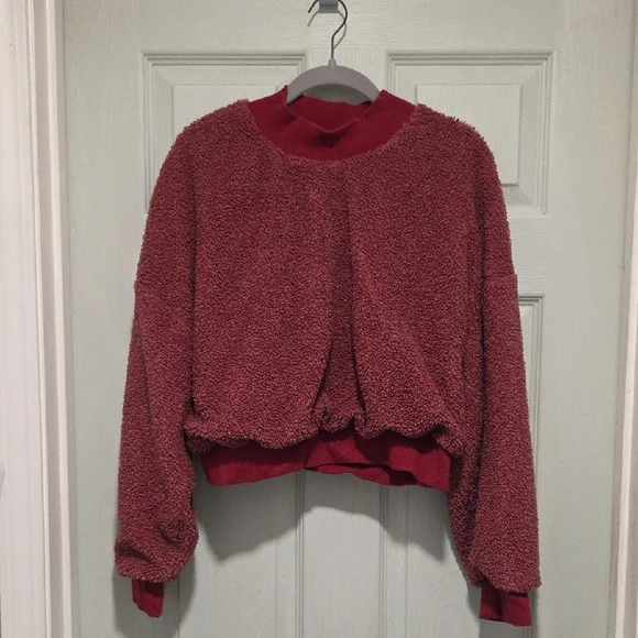 Fabletics Cropped Mock Neck Oversized Burgundy Sweater Fleece - Picture 1 of 7
